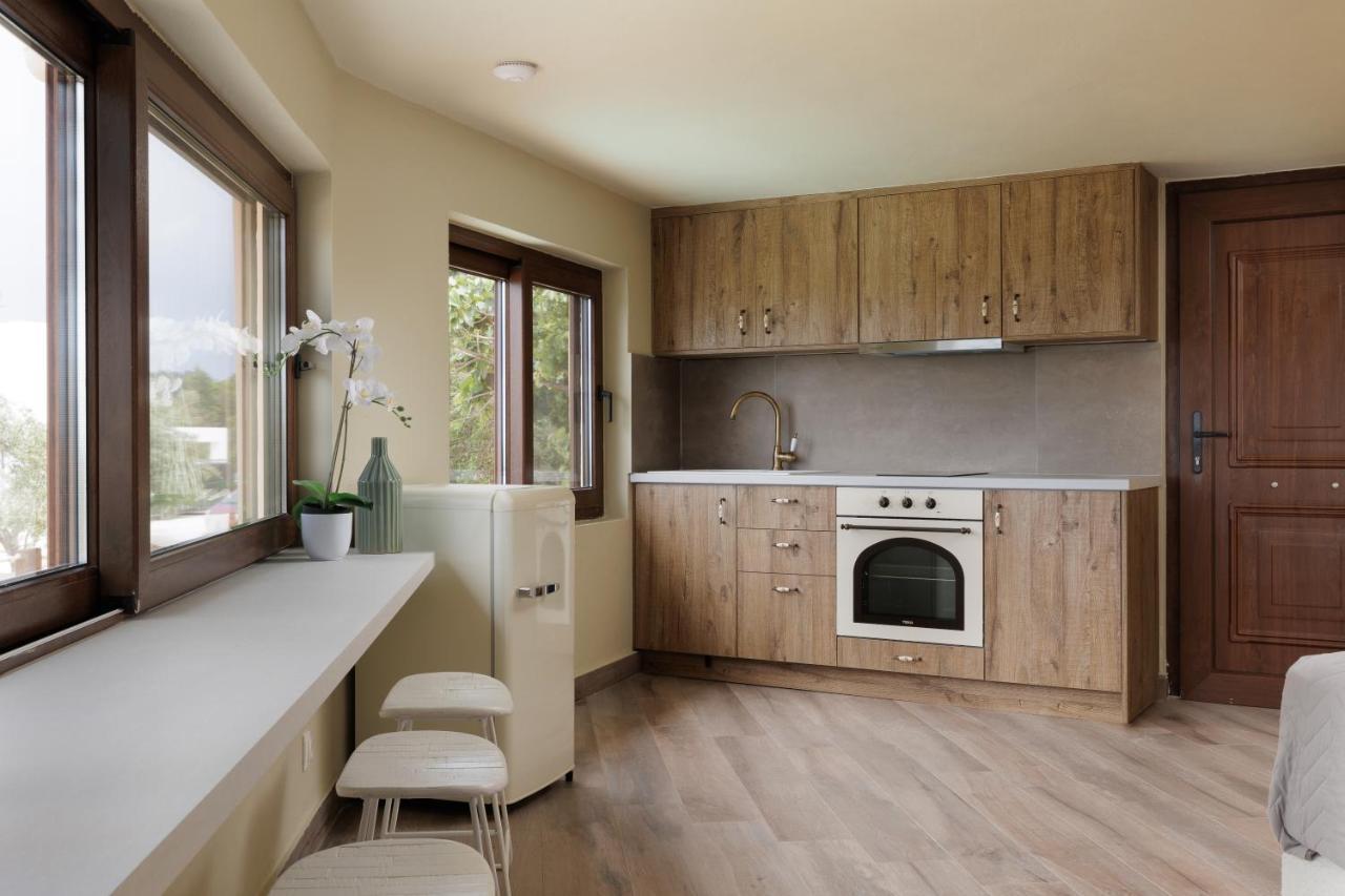 Dendrilia Villa & Suite By Rodostamo Collection كاسيوبي المظهر الخارجي الصورة